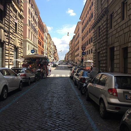 Casa Vacanza Colosseo Rome Luaran gambar